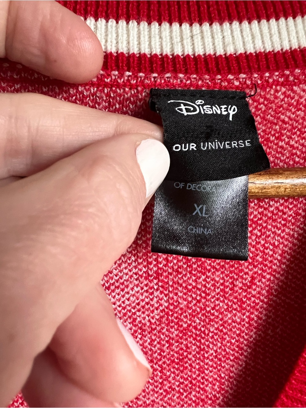 Disney Our Universe Women XL Lilo Stitch Red Cardigan Sweater BoxLunch Novelty - Picture 5 of 11